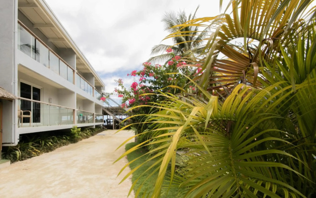 Reef Beach Resort