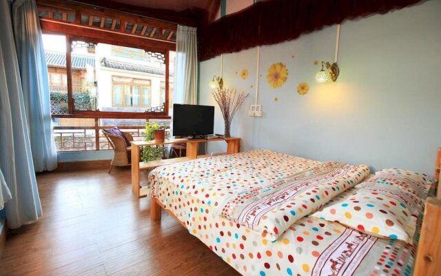 Lijiang Longzhigu Inn