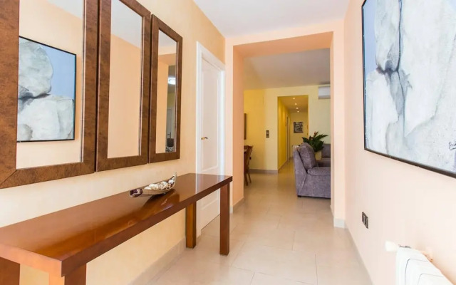 Private Pool, Garden, Barbecue and Beach Nearby