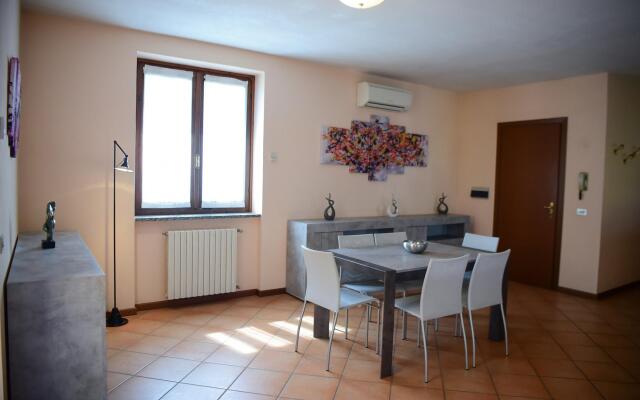 Casa Alex - IBR in Gera Lario