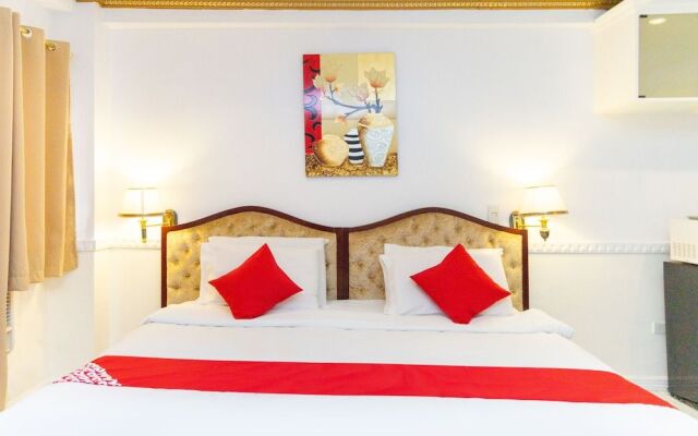 OYO 137 Residencia RSY Condotel
