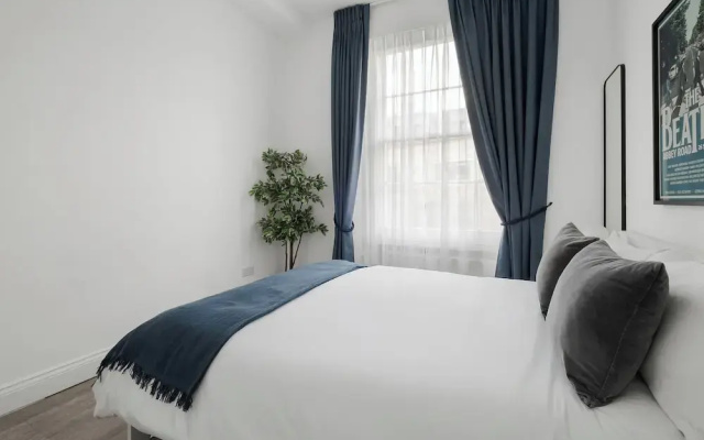 Luxury 4 Bedroom House in Central London