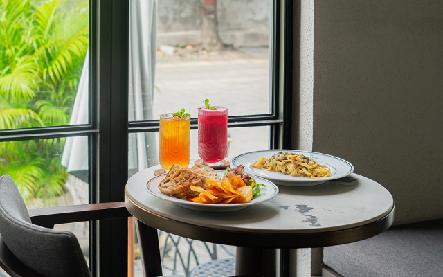 Manon Boutique Hotel Kota Lama Semarang – Meal – Semarang