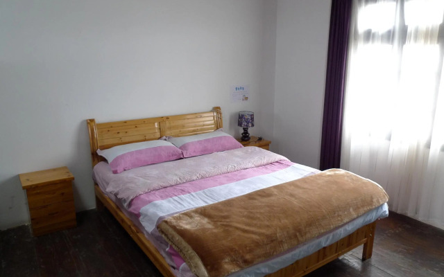 Dali Wanghaiting Inn