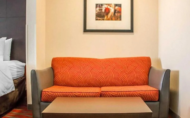 Comfort Inn & Suites Glenpool