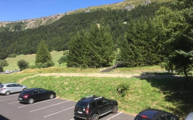 Appartement Mont-Dore, 2 pièces, 4 personnes - FR-1-415-79