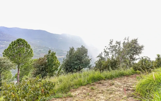 Treebo Om Villa With Mountain View