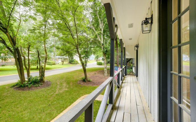 Charming Cary Home ~ 10 Mi to Downtown Raleigh!