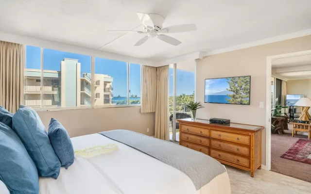 Royal Kahana 701