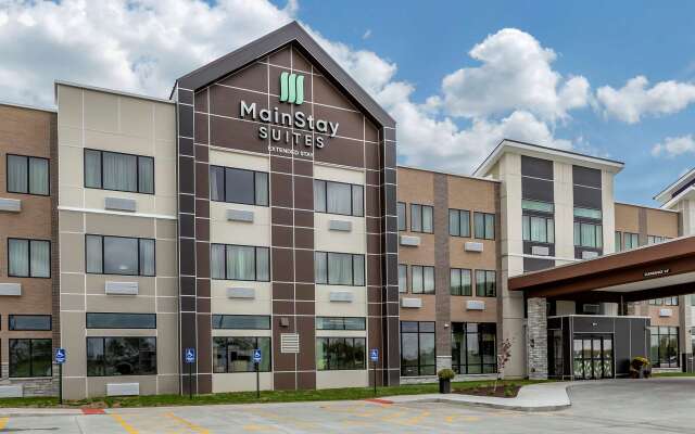 MainStay Suites Waukee - West Des Moines