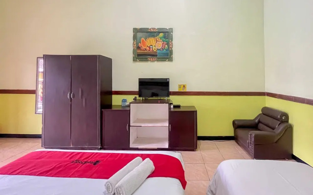 RedDoorz @ Damar Mas Gunung Kelud Kediri