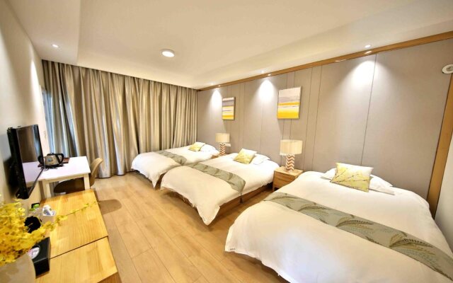 Time Machine Hotel