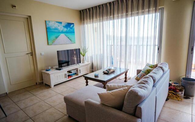 Beach Front And Beautiful 2 Bedroom Suite 21