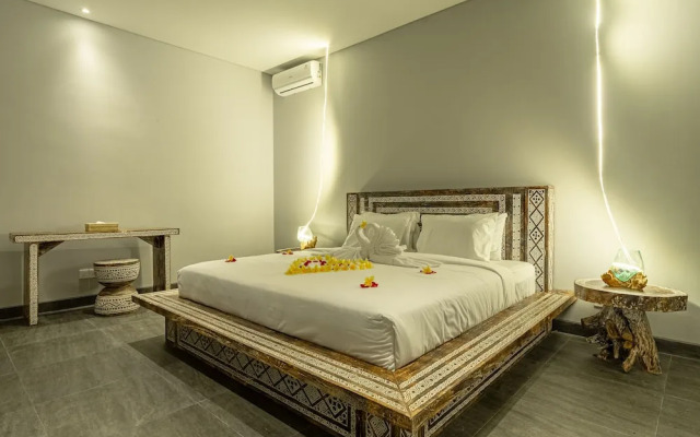 Brand new Luxury 3BR villa Ethnic Ubud 1