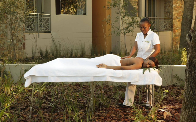 Seven Villa Hotel and Spa