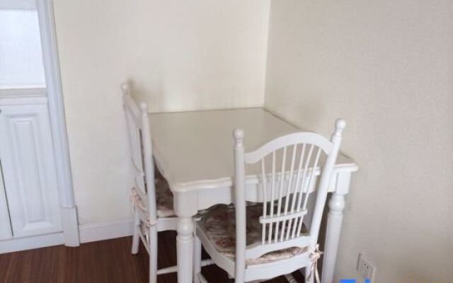 Xingfu Apartment Hotel