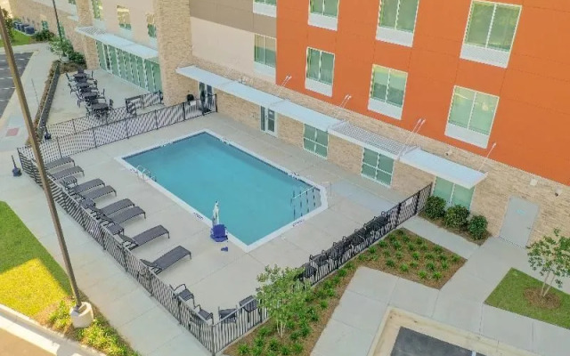 Holiday Inn Express Mobile