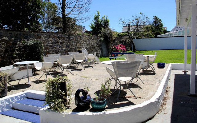 Abbey Court Hotel