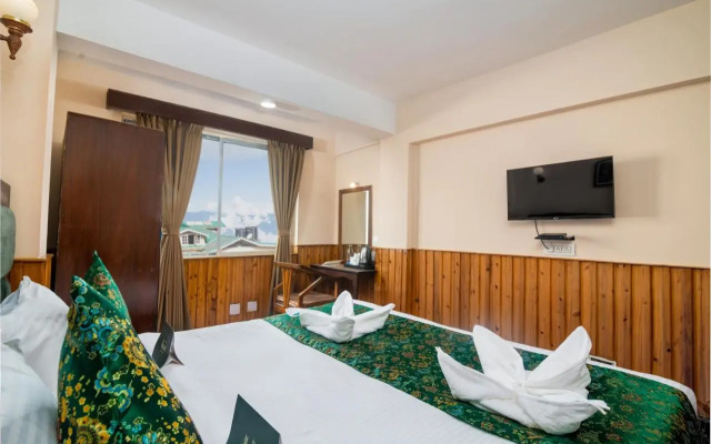 Muscatel Roma - 400 Mts from Mall Road