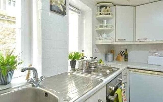 West End Twelve Holiday Apartment