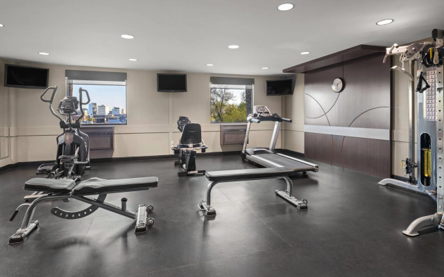 Ramada by Wyndham Saskatoon