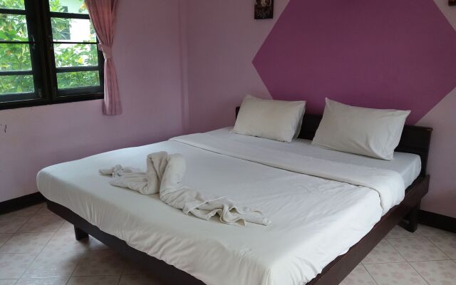 Khrue Wan Resort