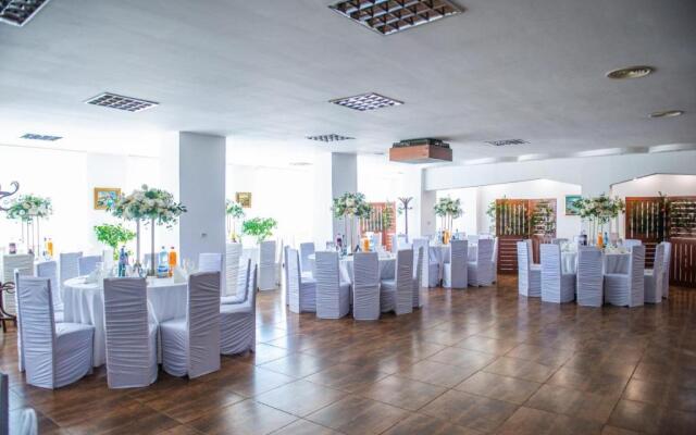 Hotel Horezu