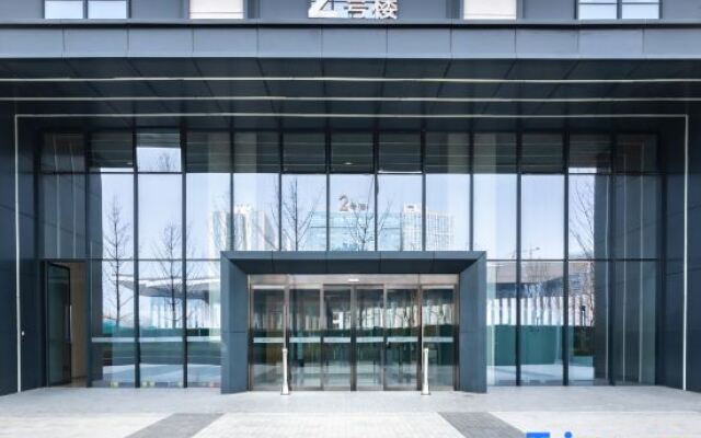 Shiman Ting Hotel (Boya Plaza, Longzihu Subway Station, Zhengzhou)