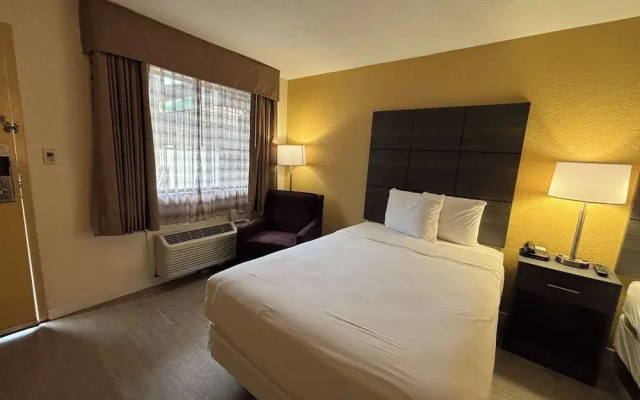 Studio 6 Suites Charlotte, NC - Northlake