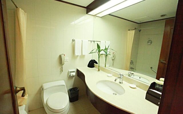 Kunming Wanghu Hotel