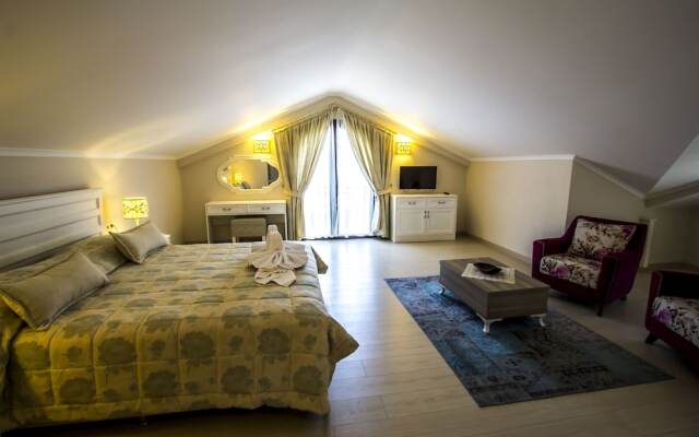 Villa East by Tatilpremium