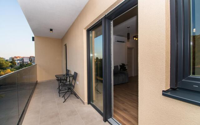 Apartments Luxury Golden Suites