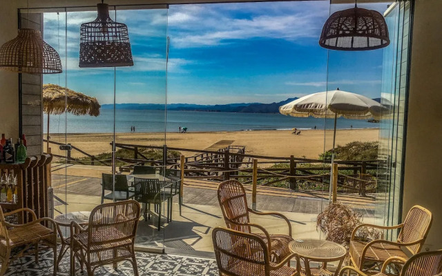 Ático soleado con vistas al mar