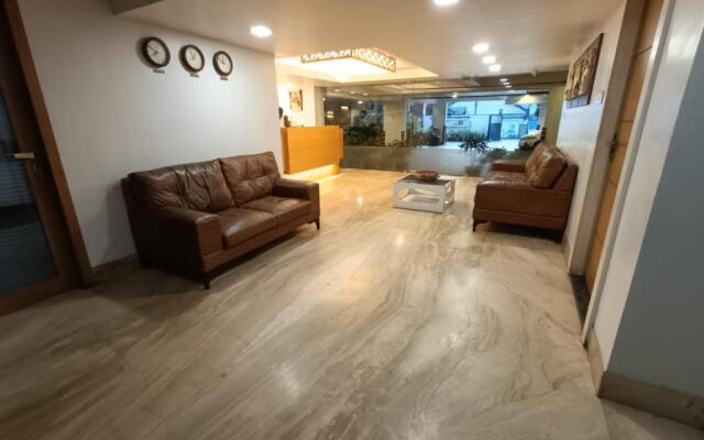 Park Avenue Suites