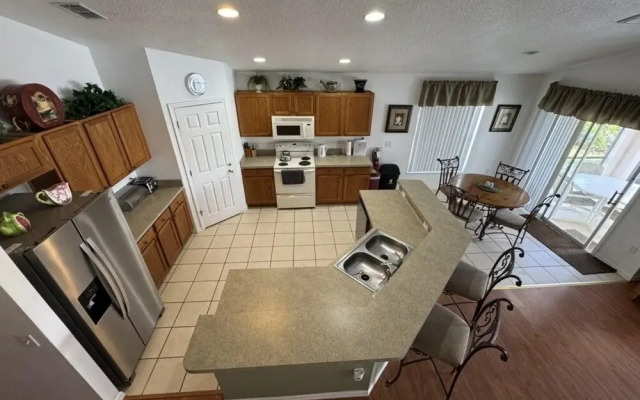Cullen Villa 4 Bedroom Home
