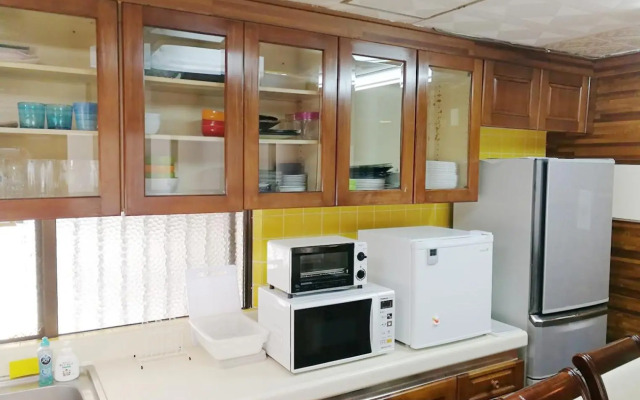 NahaCentaral_10Beds7roomsHouse_190sqm_FreeParking