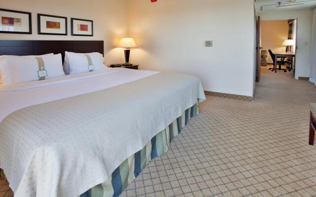 Holiday Inn Hotel & Suites Springfield - I-44, an IHG Hotel