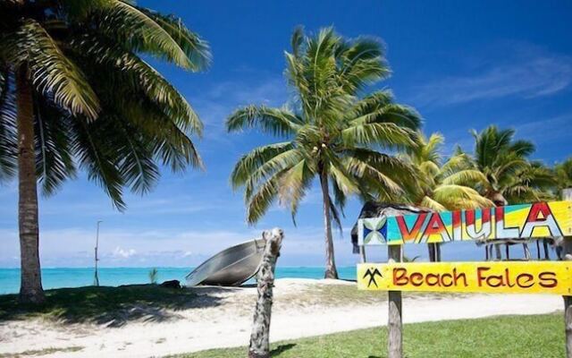 Vaiula Beach Fales
