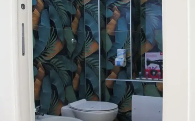 VPM room's central train station