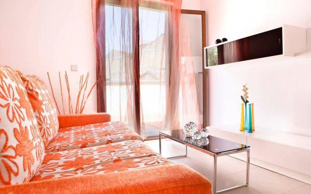 Apartamentos & Suites Real de Cartuja