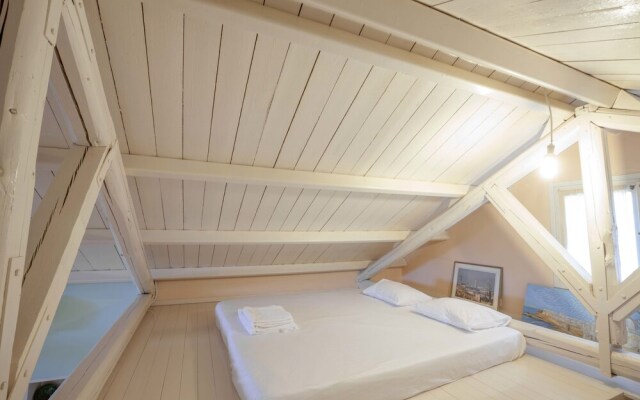 Beautiful mini eco farmhouse