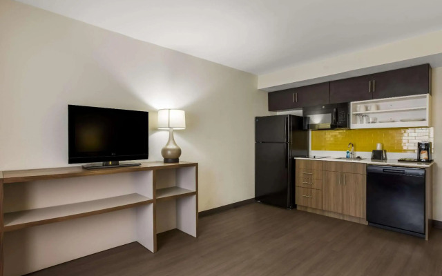 MainStay Suites Savannah Midtown