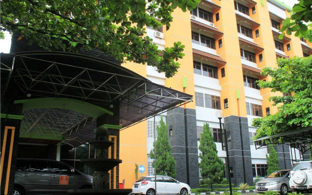 NIDA Rooms Jalan Colombo Tugu Station