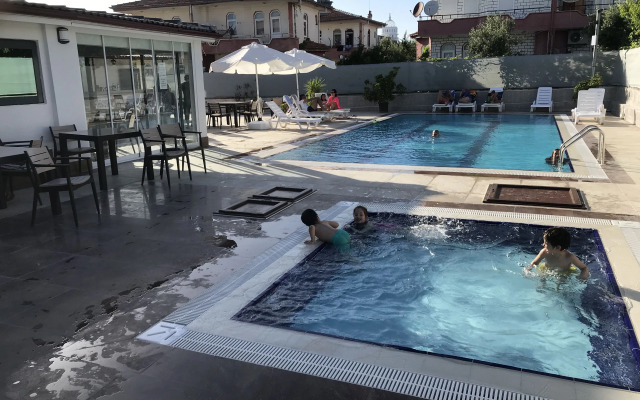 Oyster Boutique Hotel