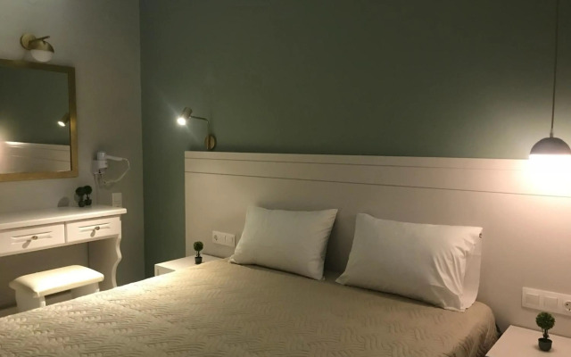 George Deluxe Apartments