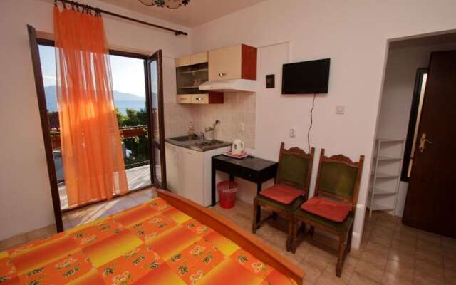 Ruz - Near Beach - 4 - SA 102