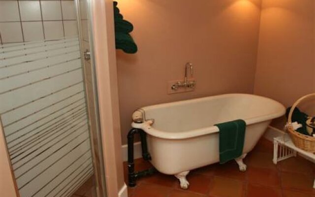 Everett House Bed & Breakfast