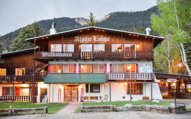 Alpine Lodge