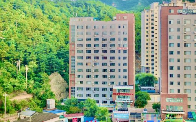 Chengde Aidu Self-service B&B