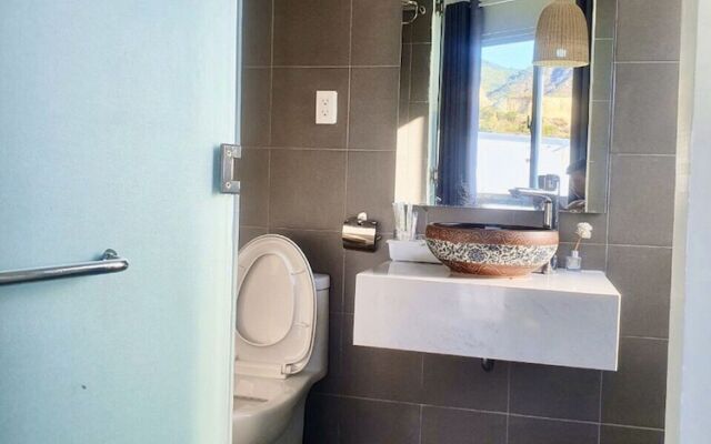 The Art - Lana Homestay